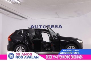 Volvo XC 60 XC 60 XC60 2.0 T6 AWD RECHARGE R-DESIGN 340CV AUTO 5P , NAVY, TECHO ELECTRICO PANORAMICO, FAROS LED