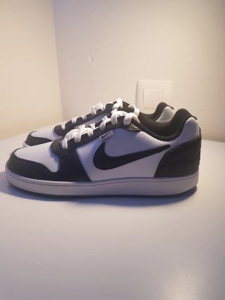 Nike Ebernon Low Prem Blanco y Negro