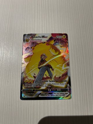 Carta Pokémon Pikachu VMAX Gigantamax TG17/TG30