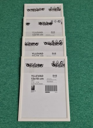 Set di 4 cornici Yllevad di IKEA