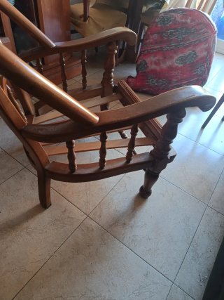 Sillón antiguo madera maciza