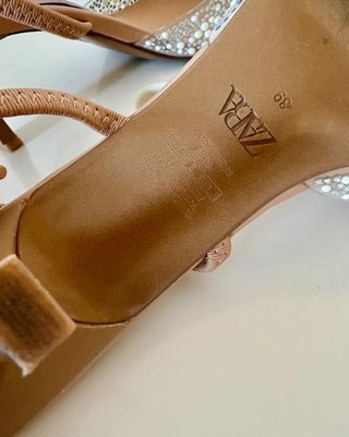 Zapatos Zara Talla 39 Brillantes Perlas