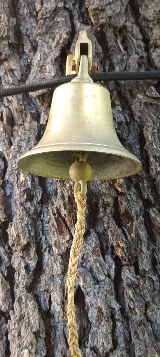 Campana Náutica de Pared en Bronce / Latón Macizo