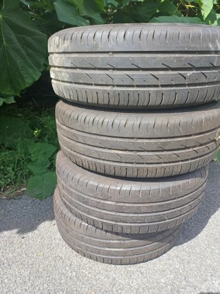Neumático Continental 205/60 R 16