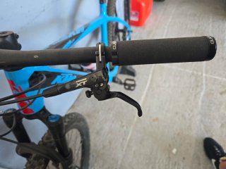 Bicicleta de carbono Talla L rueda 29