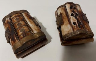 2 mini Joyeros vintage Indios de hueso 1970
