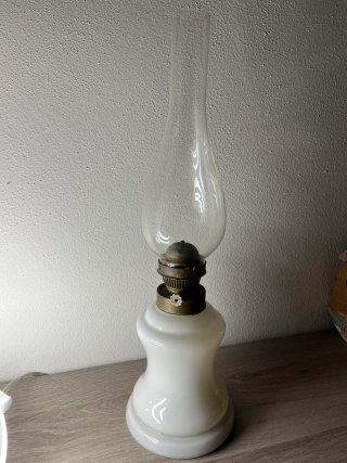 Lampada a olio vetro bianco opalino
