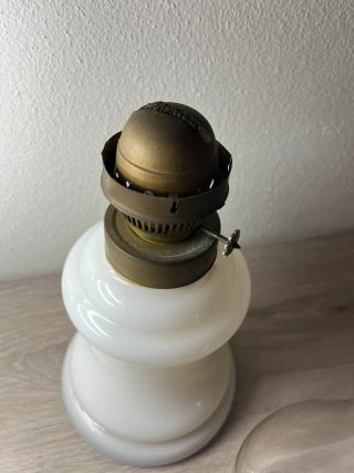 Lampada a olio vetro bianco opalino