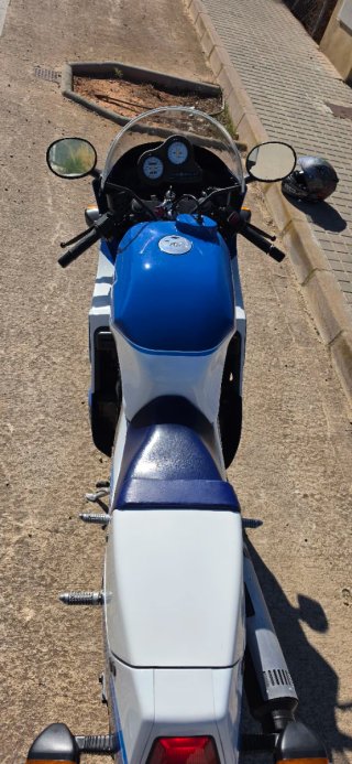 Suzuki GSX R 750 - Moto Clasica Deportiva