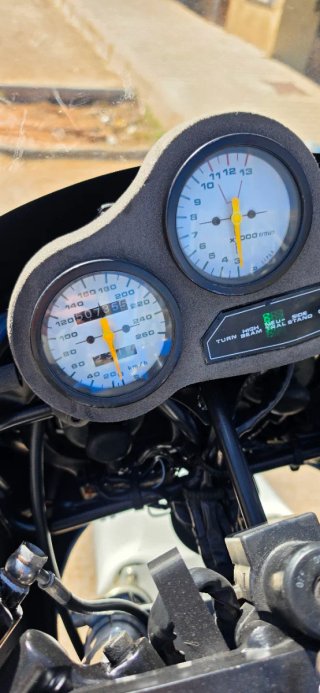Suzuki GSX R 750 - Moto Clasica Deportiva