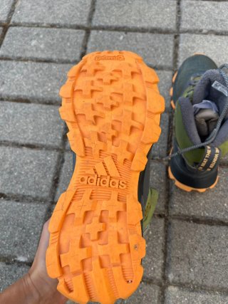 Botas montaña niño Adidas Talla 35