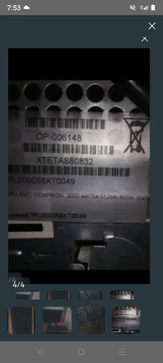 Ordenador Dell con pantalla y teclado