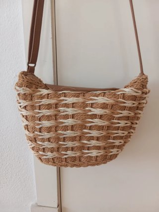 Bolso de rafia