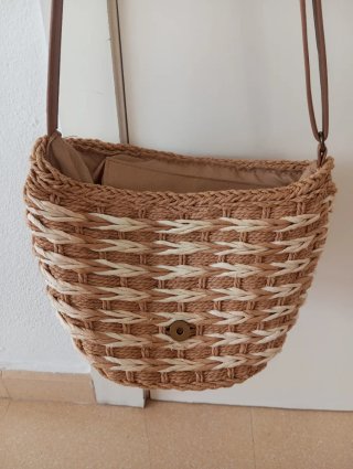 Bolso de rafia