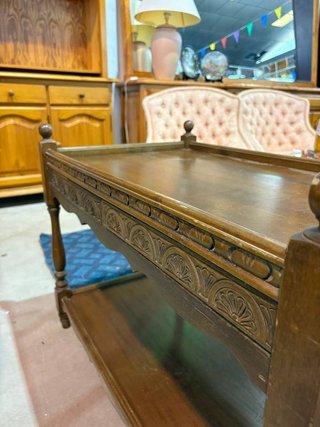 MESA AUXILIAR MADERA TALLADA