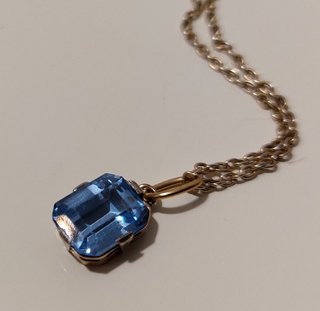 Colgante vintage de oro y aguamarina S.M. de 1950