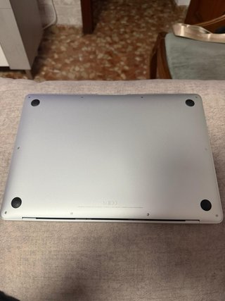 MacBook Air M1 Argento 256 GB 8GB di RAM