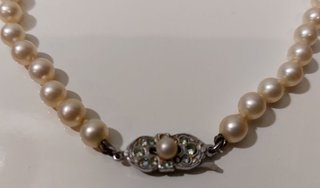 Collar antiguo de 92 perlas de 1950, b. oro y pied