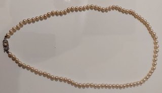 Collar antiguo de 92 perlas de 1950, b. oro y pied
