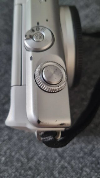 Canon EOS M200 Mirrorless Fotocamera