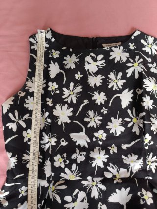 Abito donna elegante senza maniche
