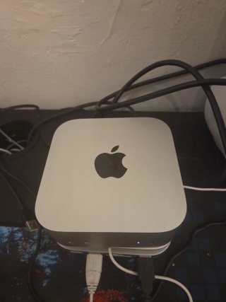 Mac Mini 16GB/256GB SSD + Soporte Tipo C