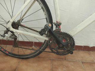 Bicicletta da strada da riparare