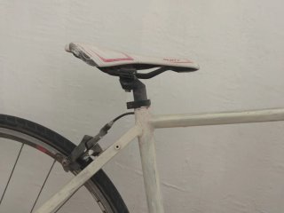 Bicicletta da strada da riparare