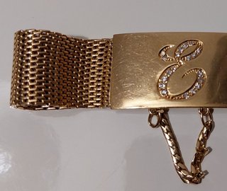Pulsera oro 18kt con 18 brillantes peso 46gr Omega