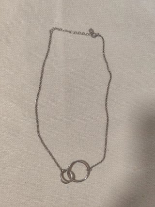 Gargantilla plata dos aros entrelazados