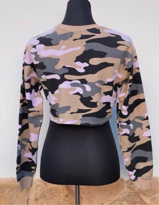 Sudadera Bershka Camuflaje Crop Top