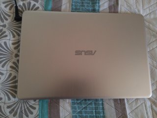 Portátil ASUS VivoBook S14