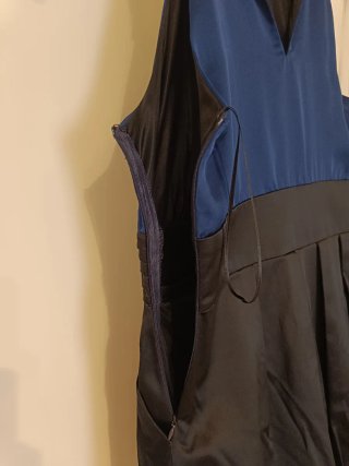 Vestido para evento azul y negro