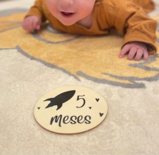 Placas cumplemes bebé madera