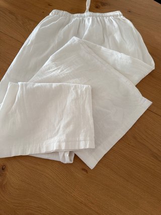 Pantalones blancos anchos