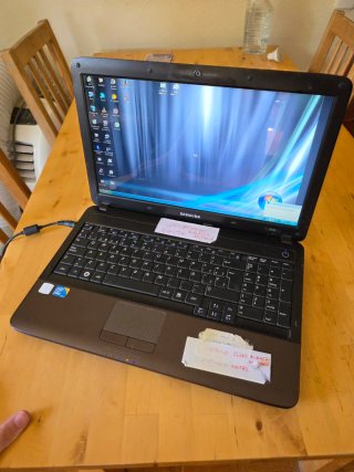 Samsung Core i3 Windows 10