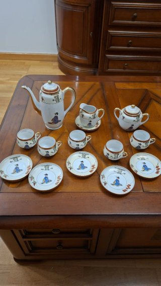 Juego de café chino porcelana Falta una taza