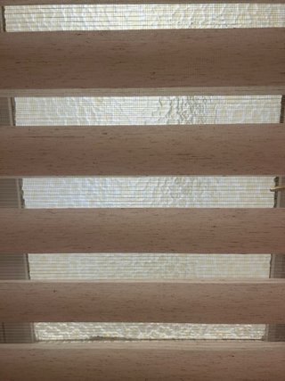 Estor enrollable regulable beige