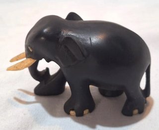 Coppia Statuine Elefanti Ebano e Osso