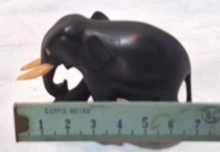 Coppia Statuine Elefanti Ebano e Osso