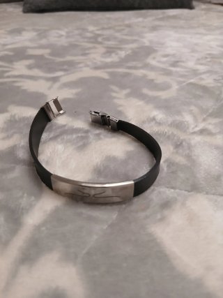 Pulsera de acero plateada