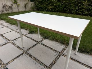 Mesa de estudio/comedor grande blanca