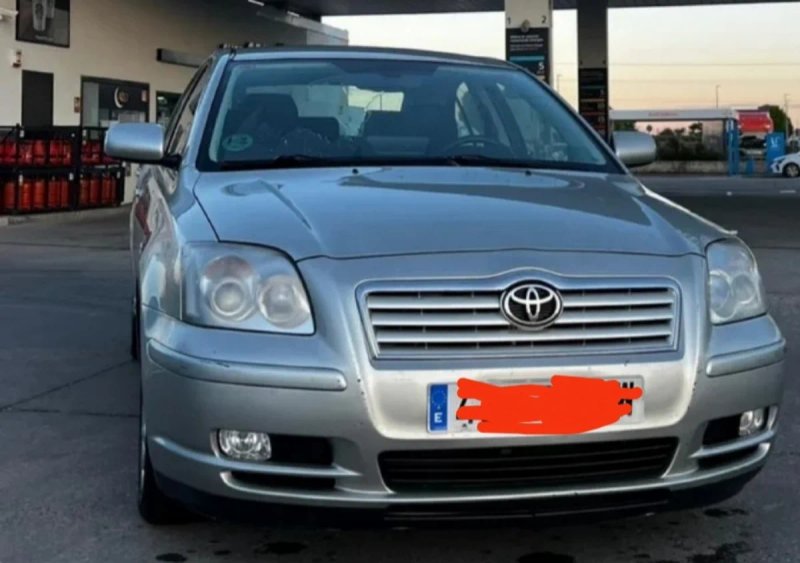 Toyota Avensis 2006 - foto 1