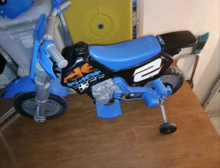 Moto Eléctrica Infantil Fever