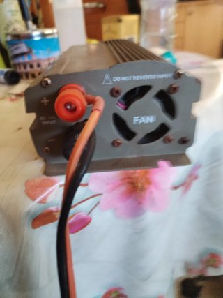 Transformador 220V a 12V con enchufes