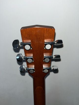 Guitarra electroacústica Cort