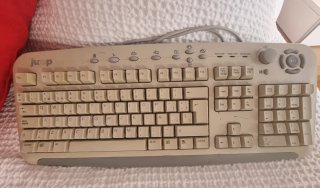 Teclado Multimedia Jump 9000 PS/2 Español