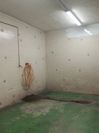 Alquiler amplia plaza de garaje con lavadero