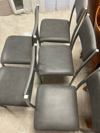 Silla de cocina gris