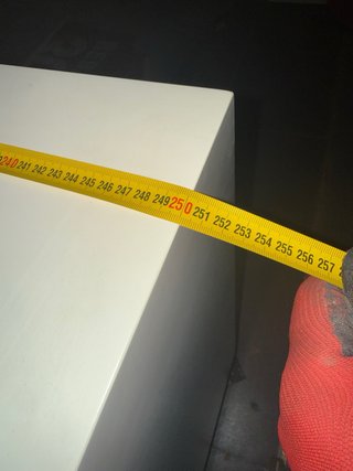 Mostrador de tienda blanco